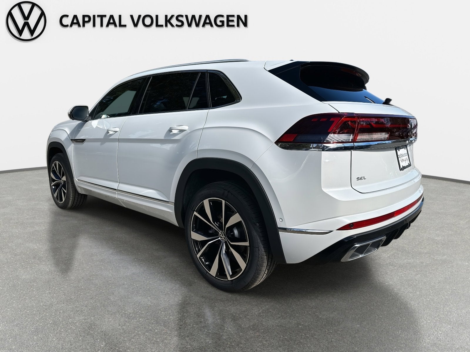 2025 Volkswagen Atlas Cross Sport 2.0T SEL Premium R-Line