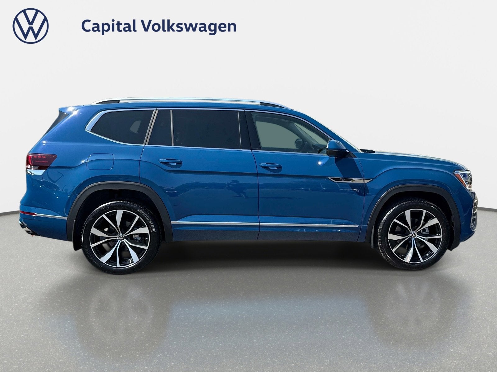 2026 Volkswagen Atlas 2.0T SEL Premium R-Line