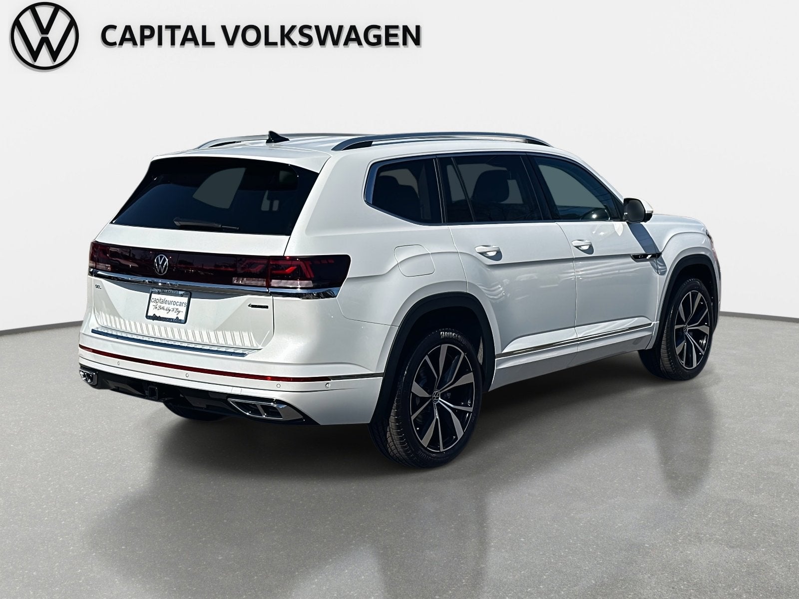 2026 Volkswagen Atlas 2.0T SEL Premium R-Line