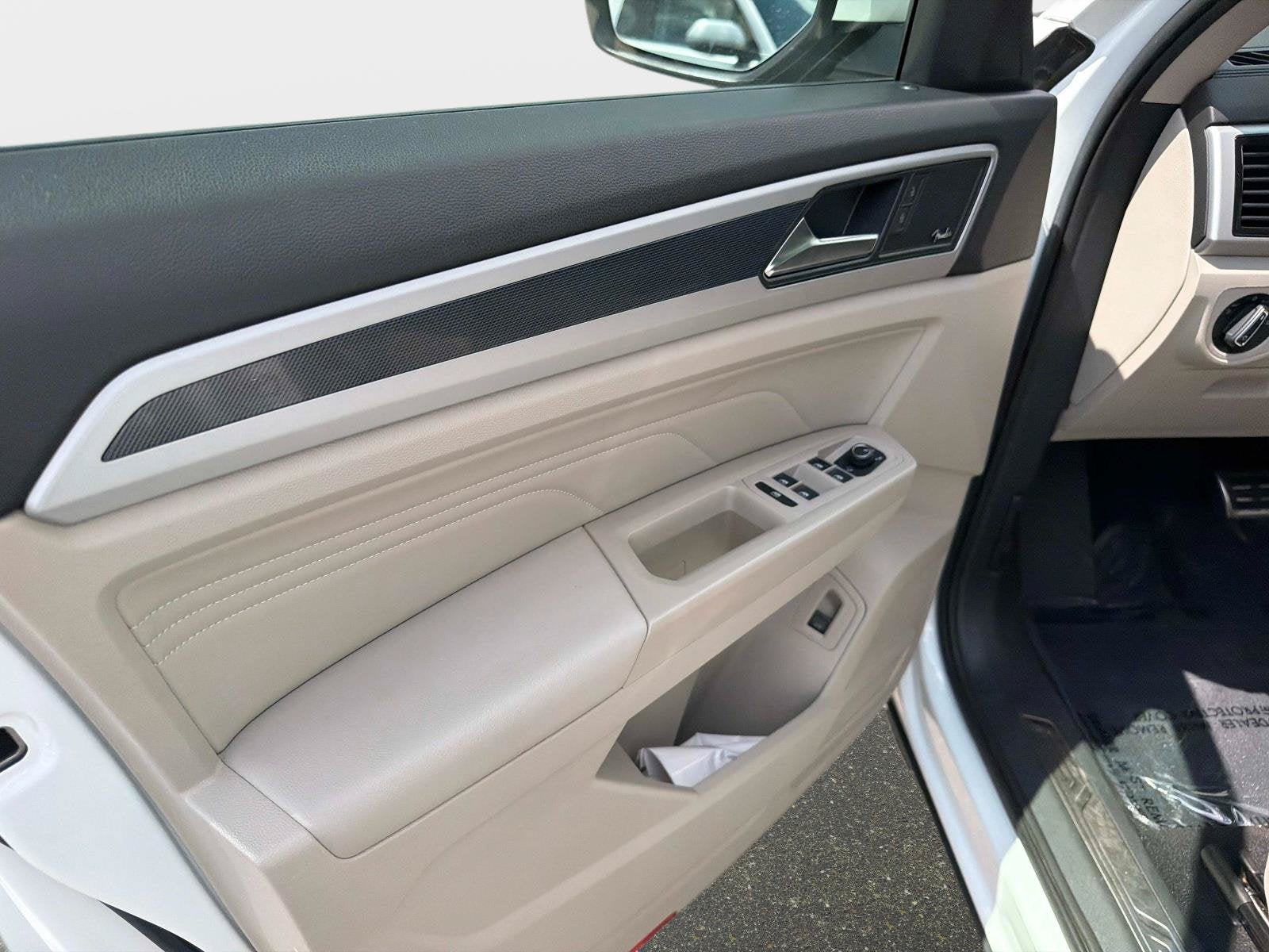 2021 Volkswagen Atlas 3.6L V6 SEL Premium R-Line