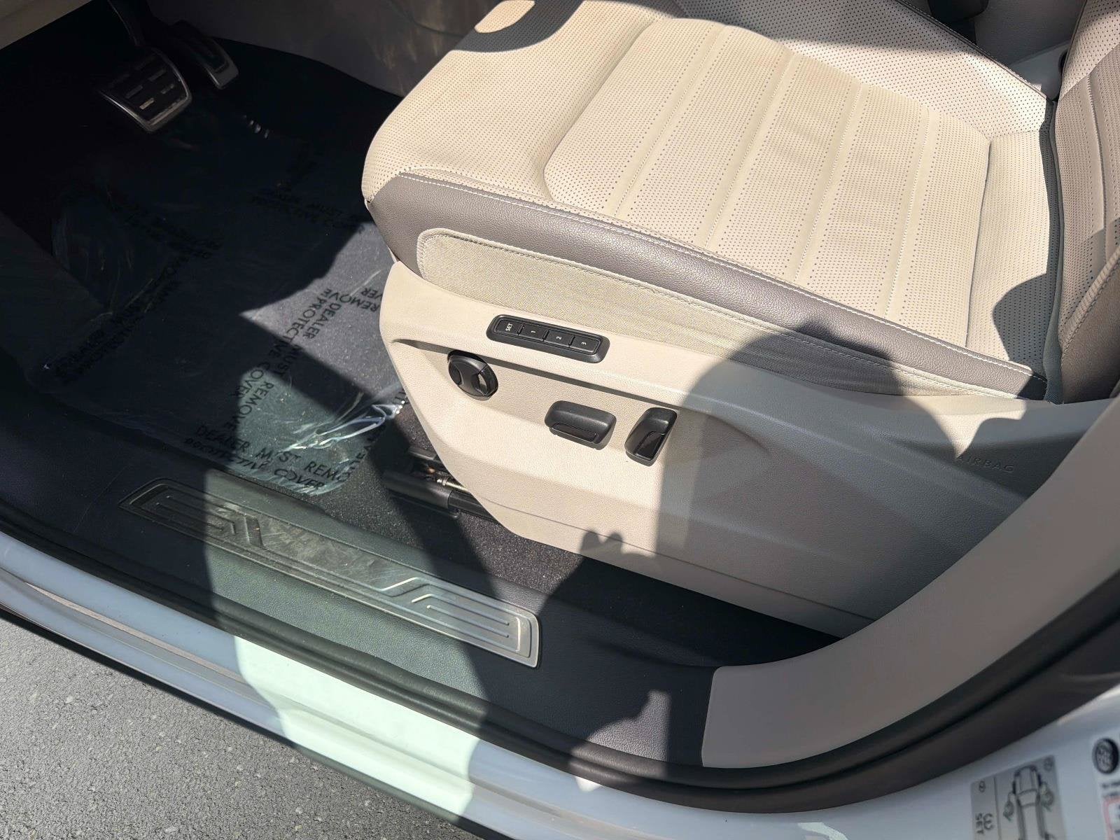 2021 Volkswagen Atlas 3.6L V6 SEL Premium R-Line