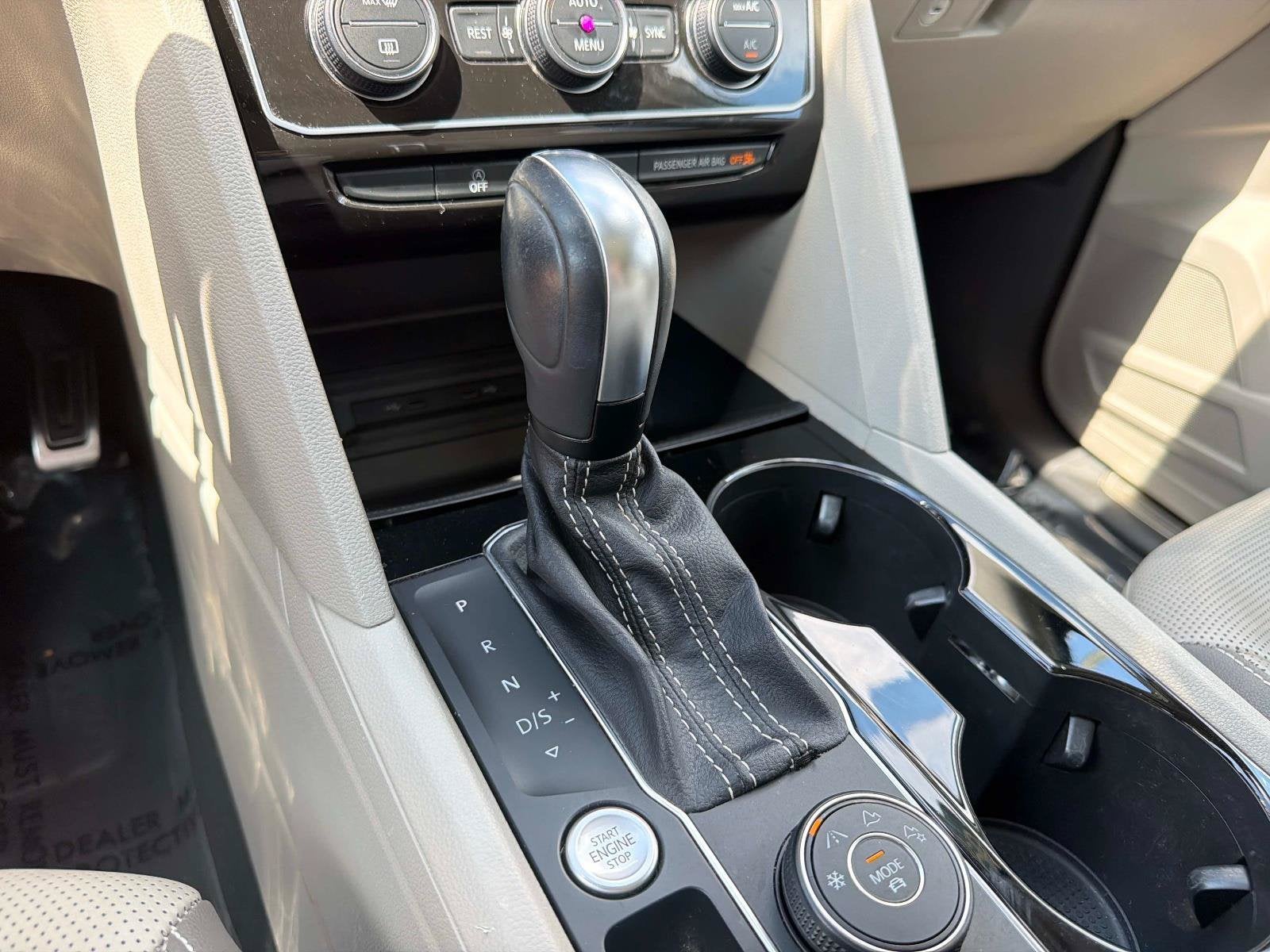 2021 Volkswagen Atlas 3.6L V6 SEL Premium R-Line