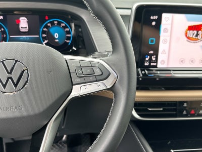 2026 Volkswagen Atlas Cross Sport 2.0T SE w/Technology