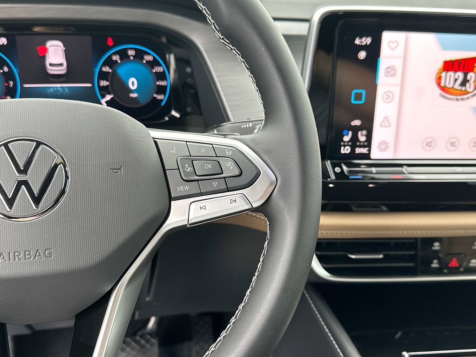 2026 Volkswagen Atlas Cross Sport 2.0T SE w/Technology