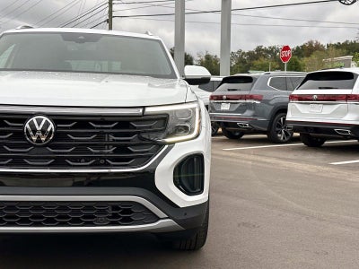 2026 Volkswagen Atlas Cross Sport 2.0T SE w/Technology