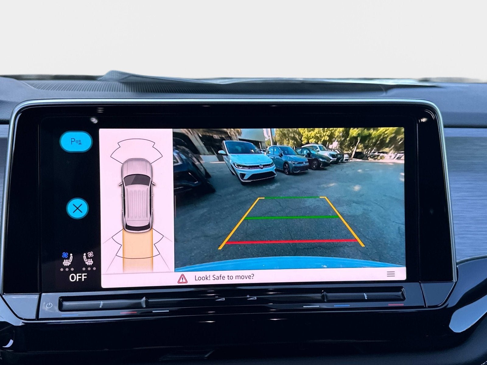 2026 Volkswagen Atlas Cross Sport 2.0T SE w/Technology