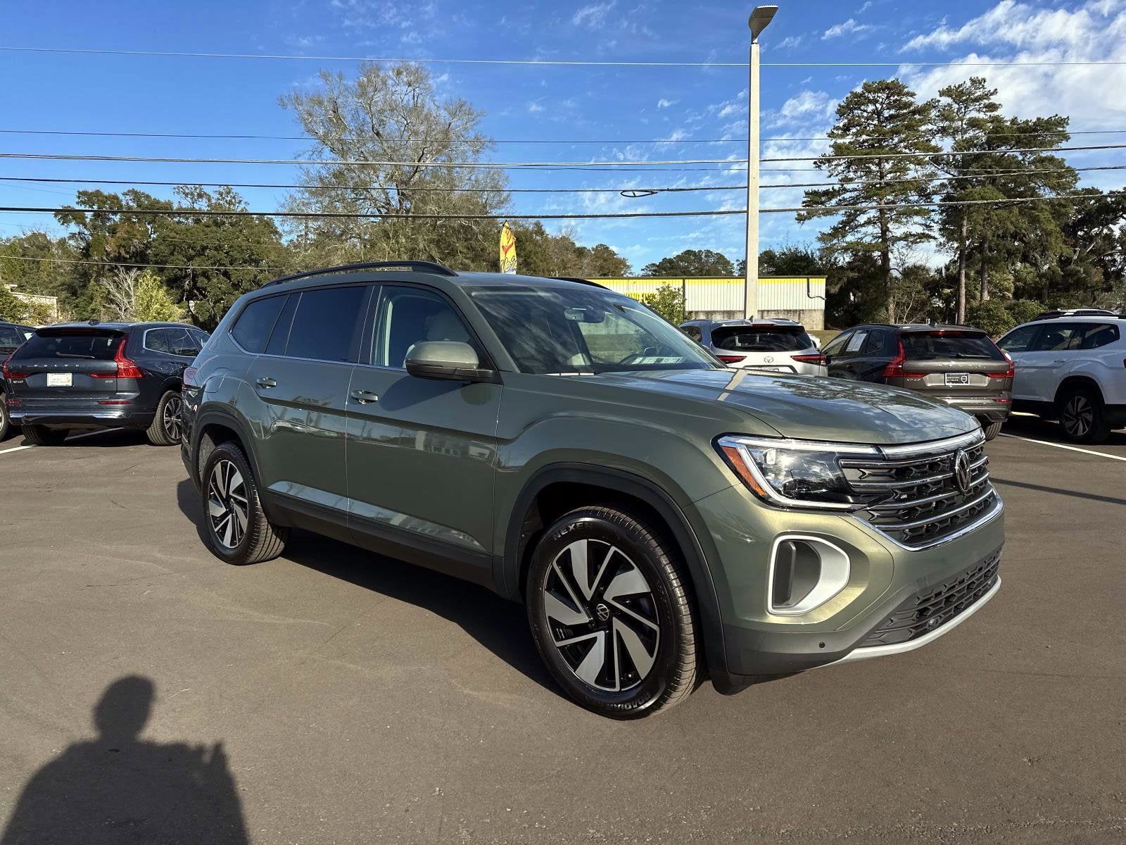 2026 Volkswagen Atlas 2.0T SE w/Technology