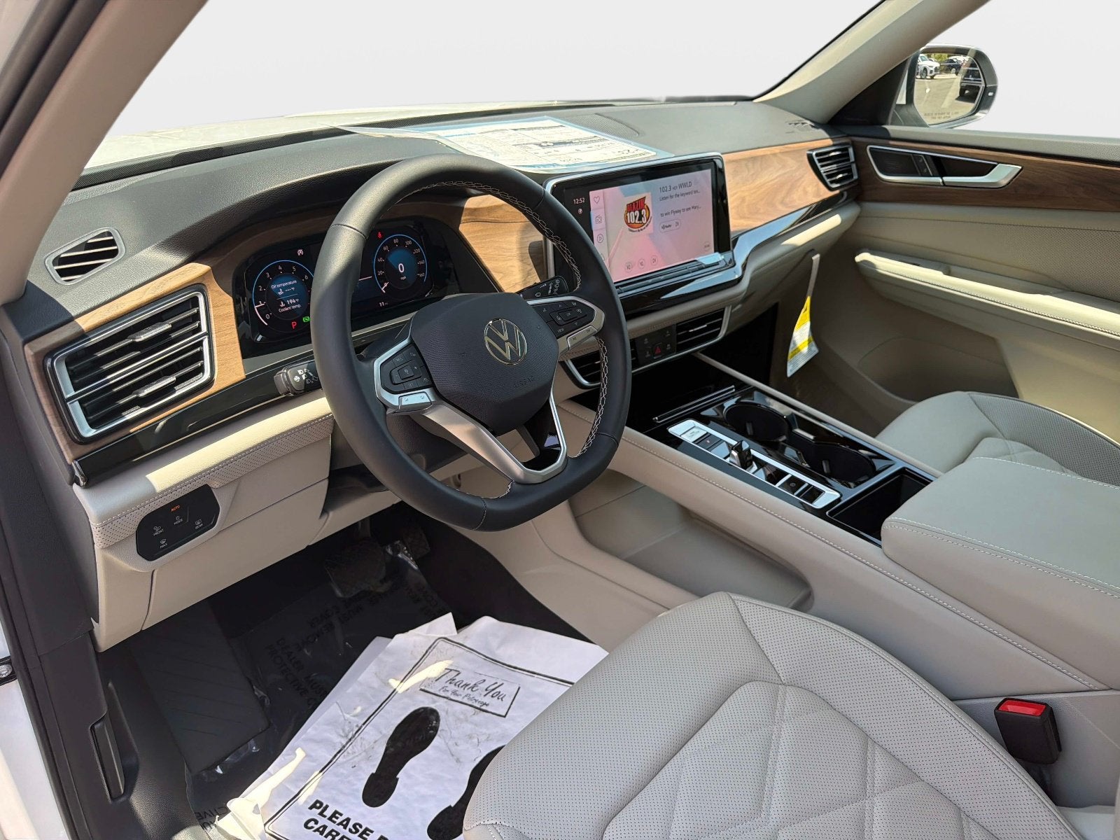 2026 Volkswagen Atlas 2.0T SE w/Technology