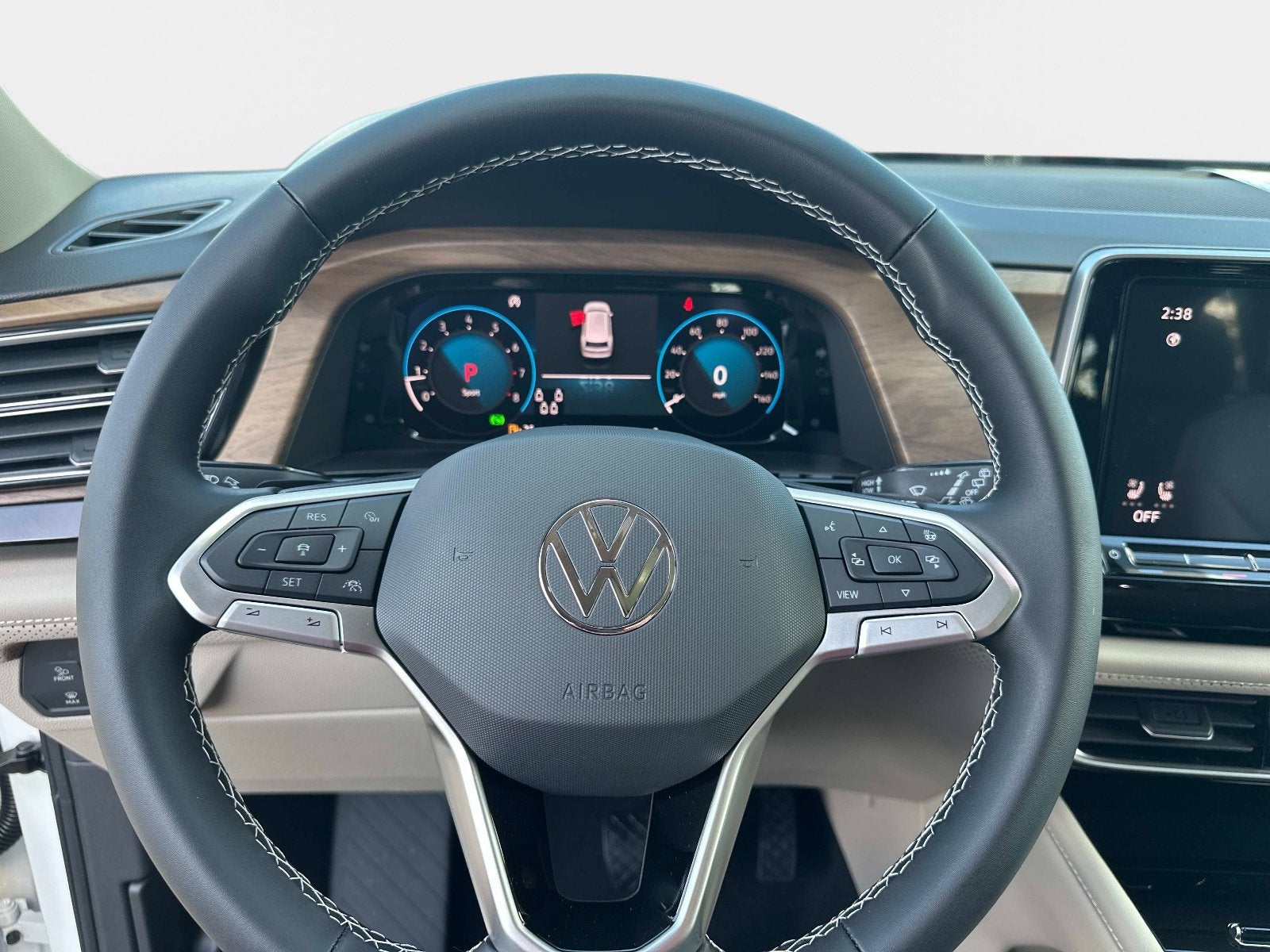 2026 Volkswagen Atlas 2.0T SE w/Technology