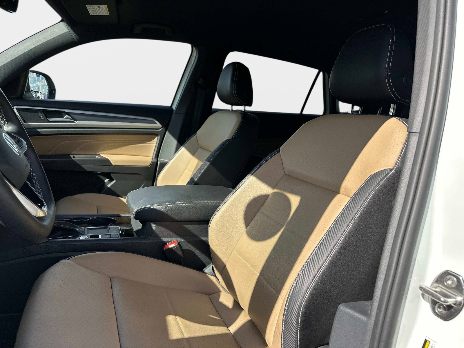 2023 Volkswagen Atlas Cross Sport 2.0T SE w/Technology