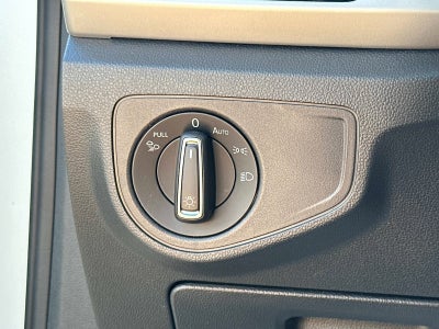 2023 Volkswagen Atlas Cross Sport 2.0T SE w/Technology