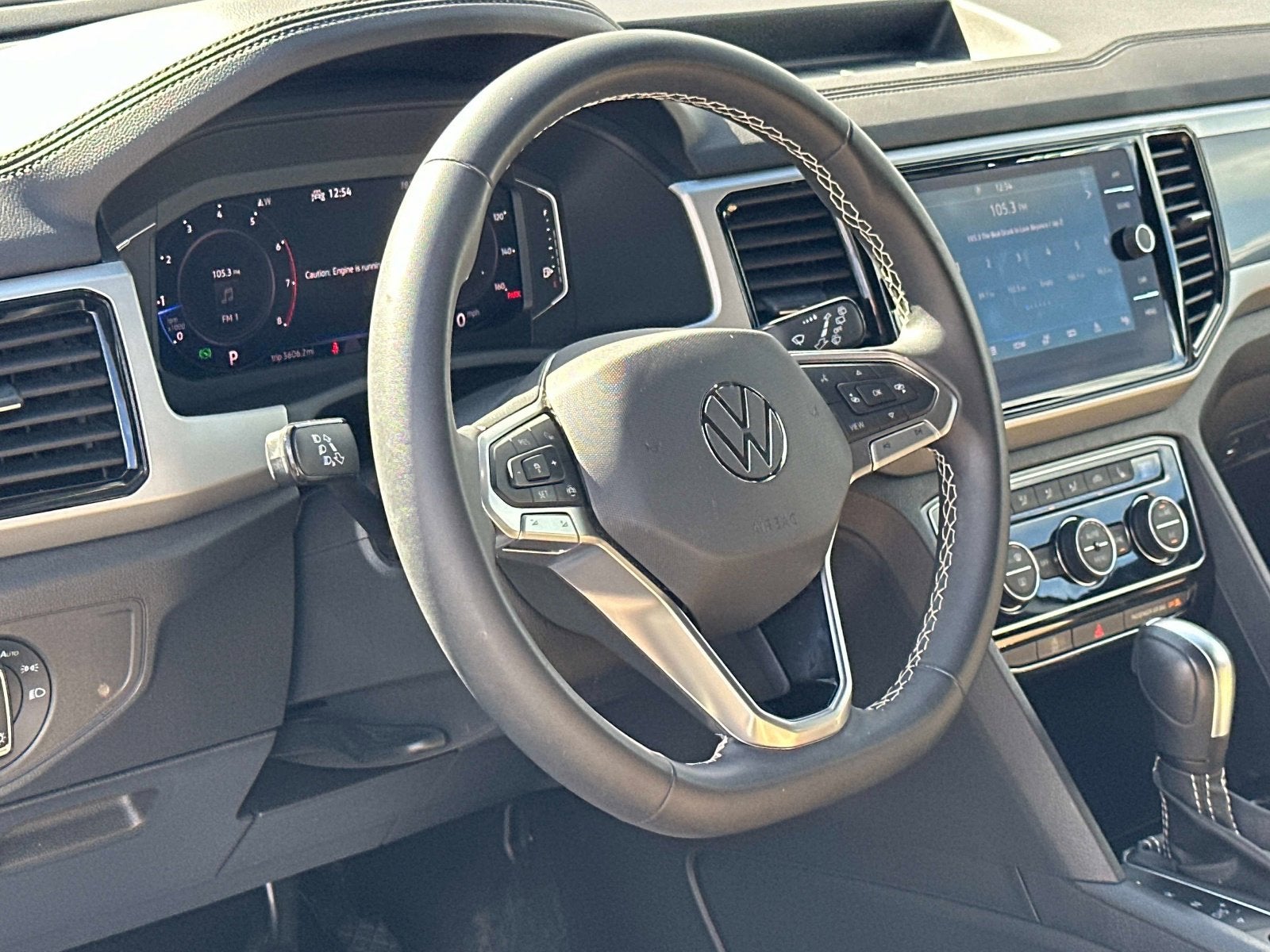 2023 Volkswagen Atlas Cross Sport 2.0T SE w/Technology