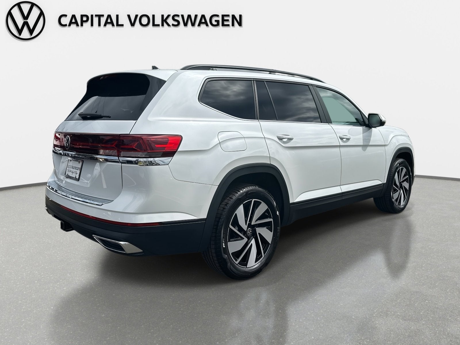2026 Volkswagen Atlas 2.0T SE w/Technology
