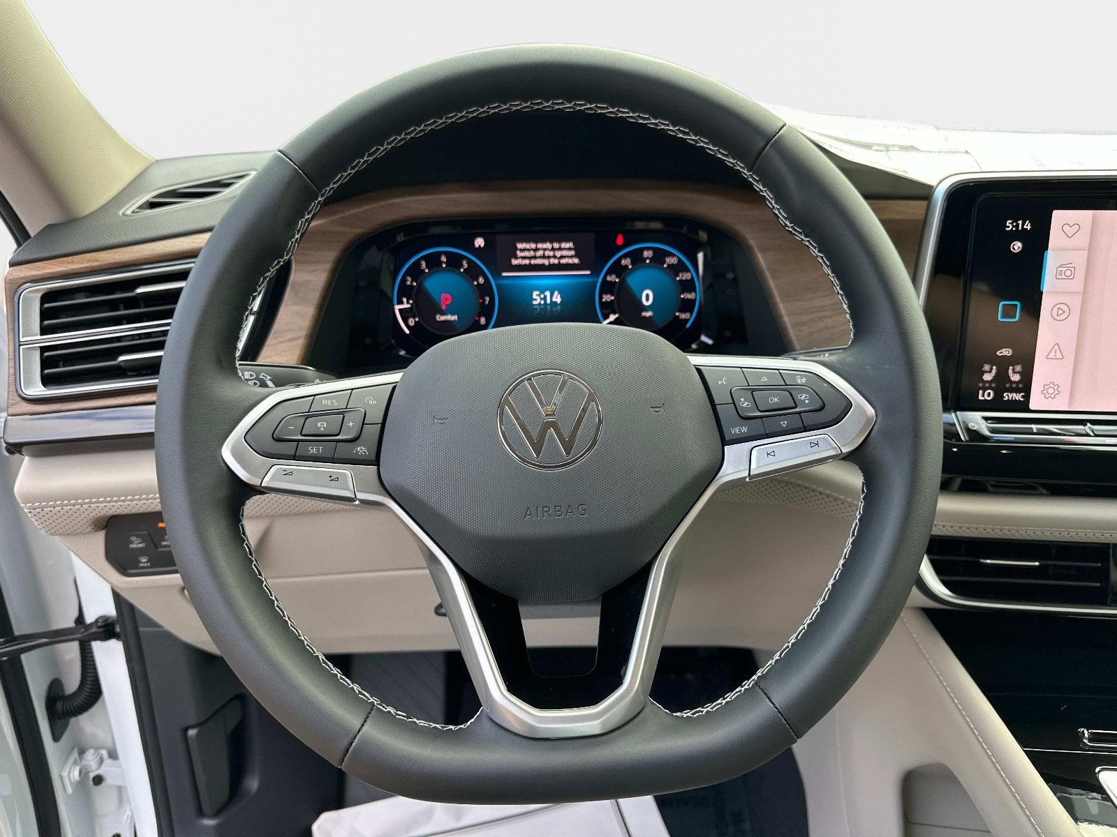 2026 Volkswagen Atlas 2.0T SE w/Technology