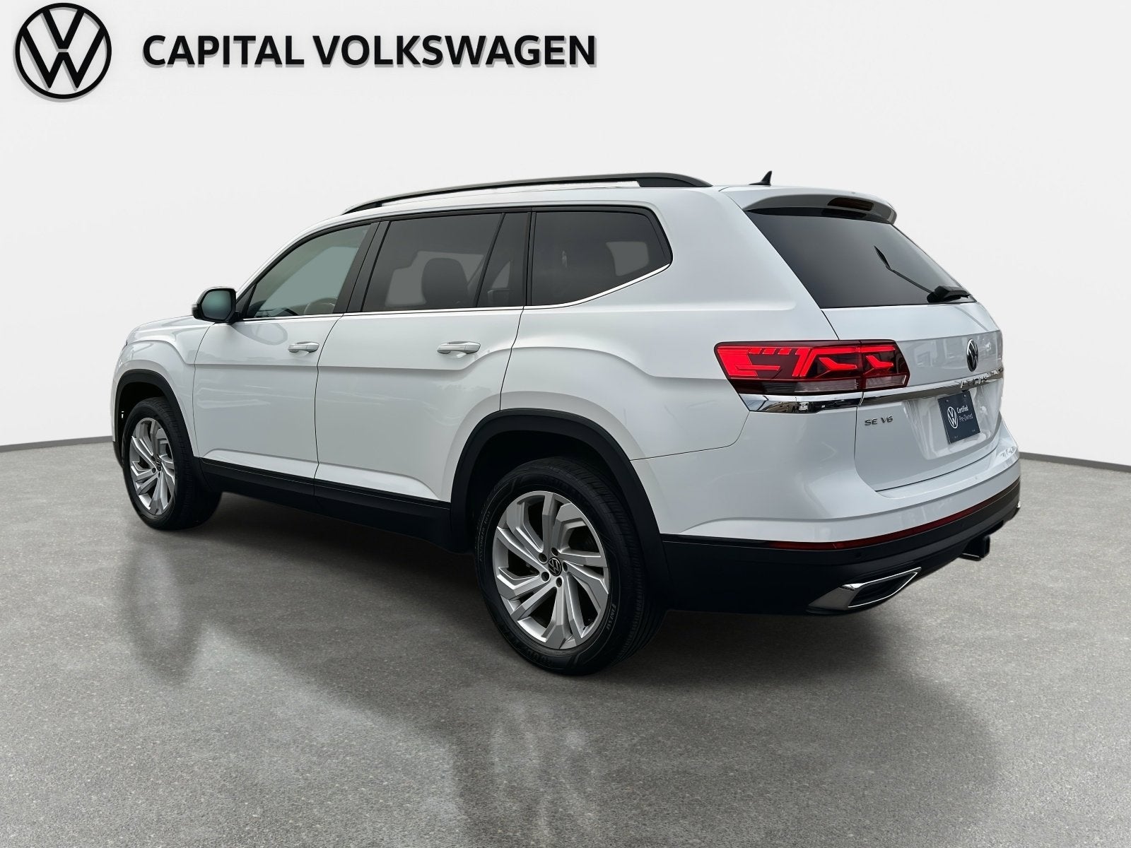 2023 Volkswagen Atlas 3.6L V6 SE w/Technology