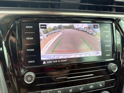 2022 Volkswagen Passat 2.0T Limited Edition