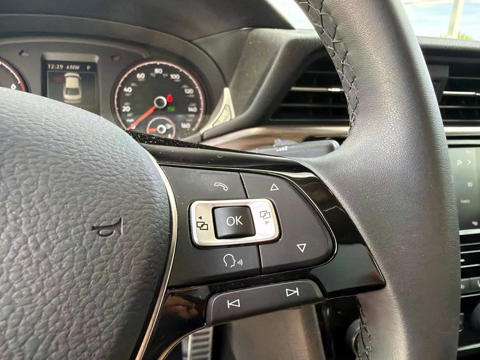 2022 Volkswagen Passat 2.0T Limited Edition