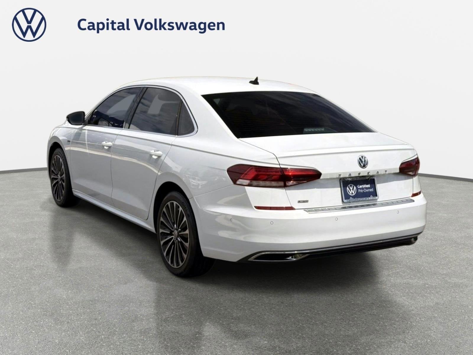 2022 Volkswagen Passat 2.0T Limited Edition