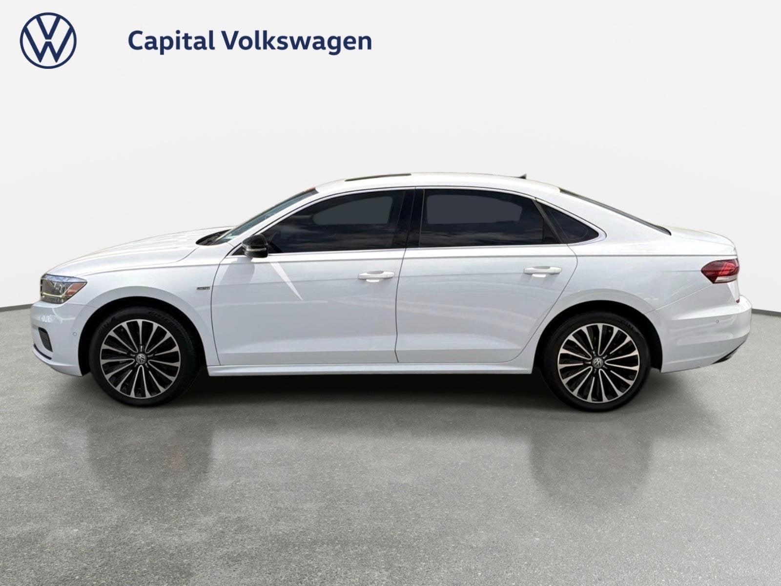 2022 Volkswagen Passat 2.0T Limited Edition