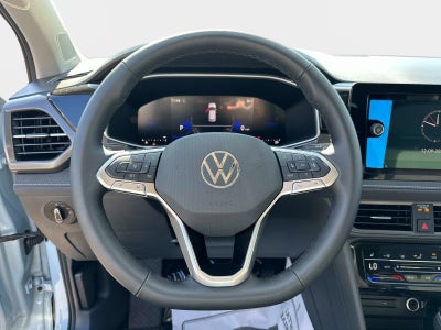 2026 Volkswagen Taos SE Black