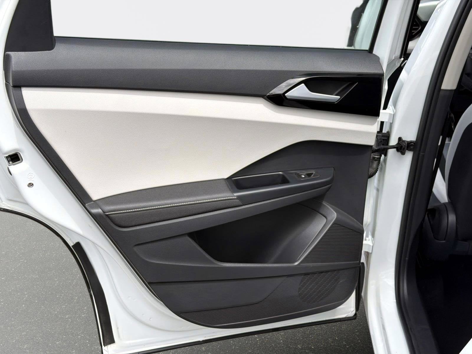 2025 Volkswagen Taos S