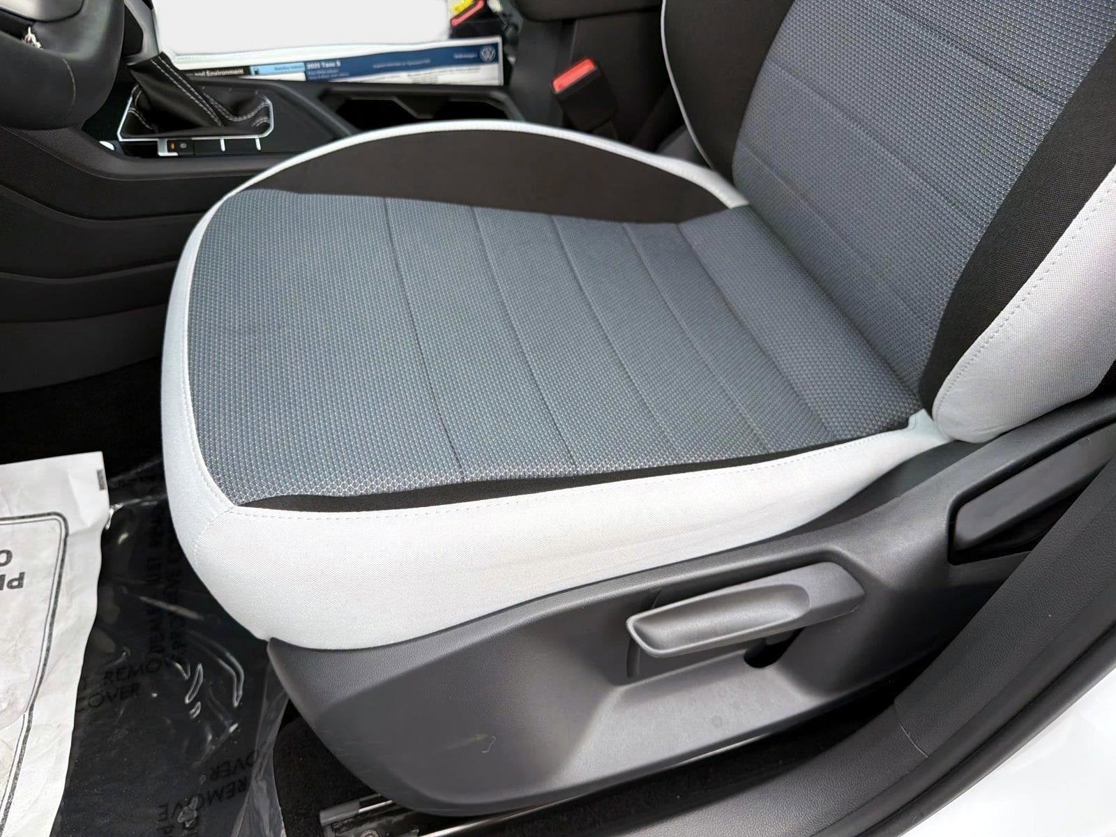 2025 Volkswagen Taos S