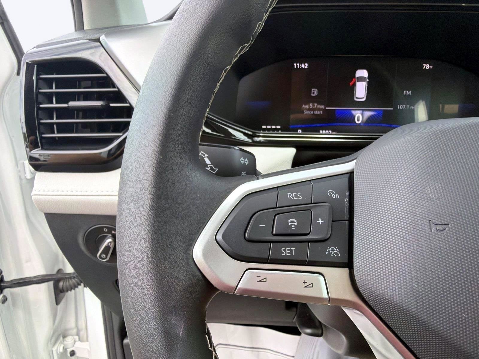 2025 Volkswagen Taos S