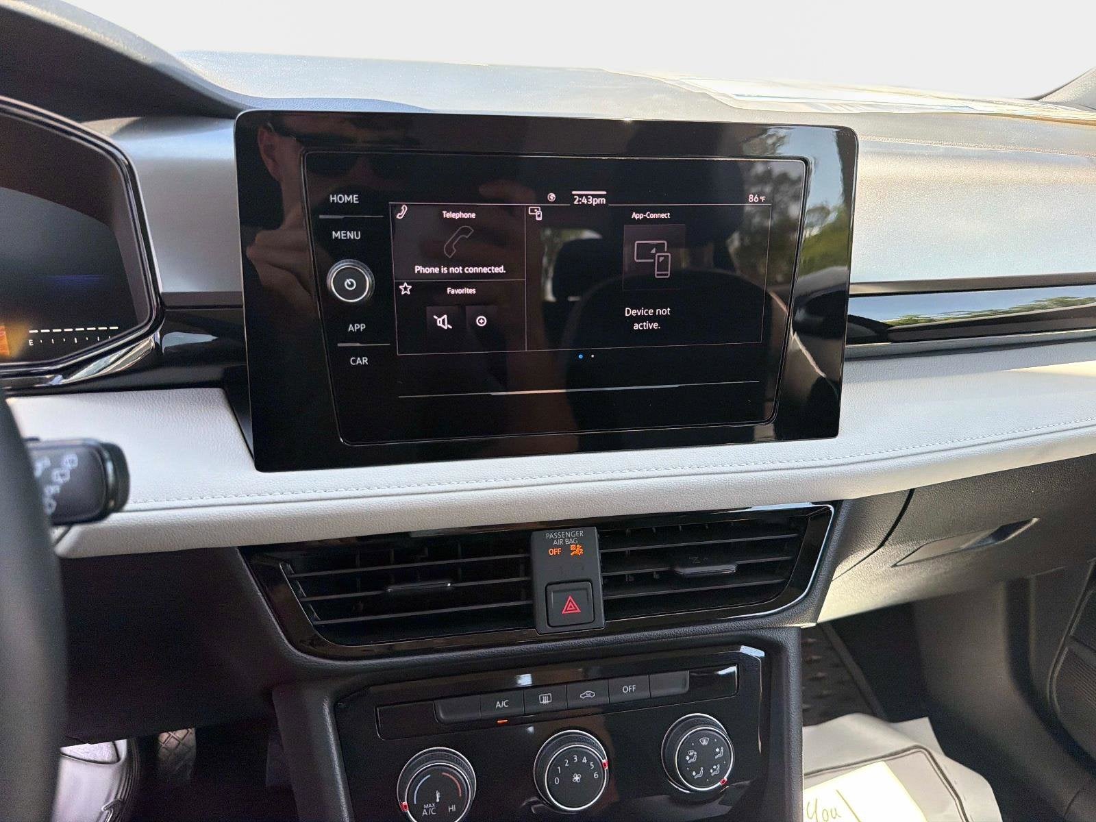 2025 Volkswagen Taos S