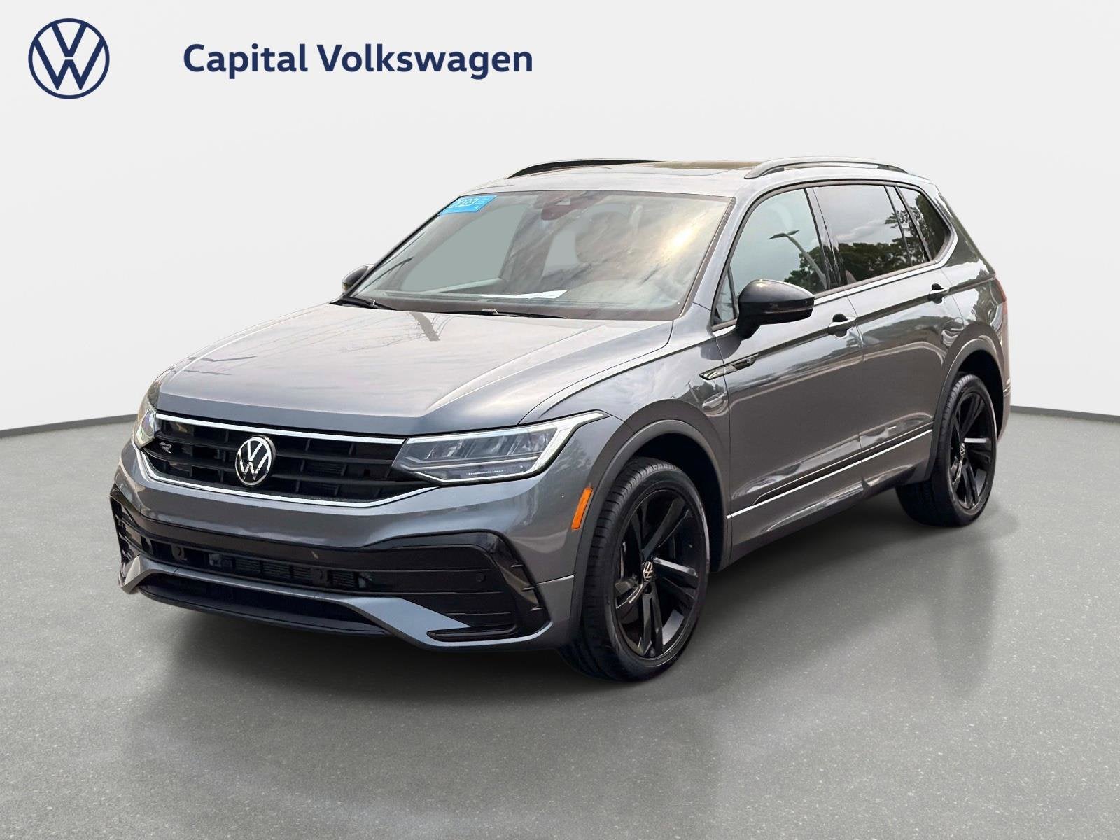 2023 Volkswagen Tiguan SE R-LINE BLACK