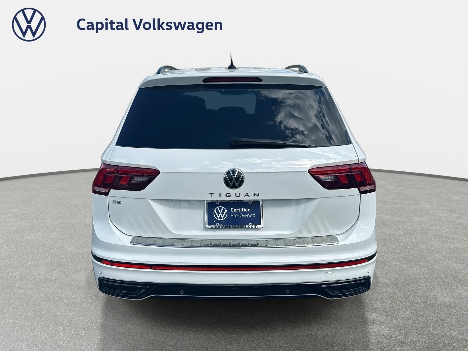 2024 Volkswagen Tiguan SE R-Line Black