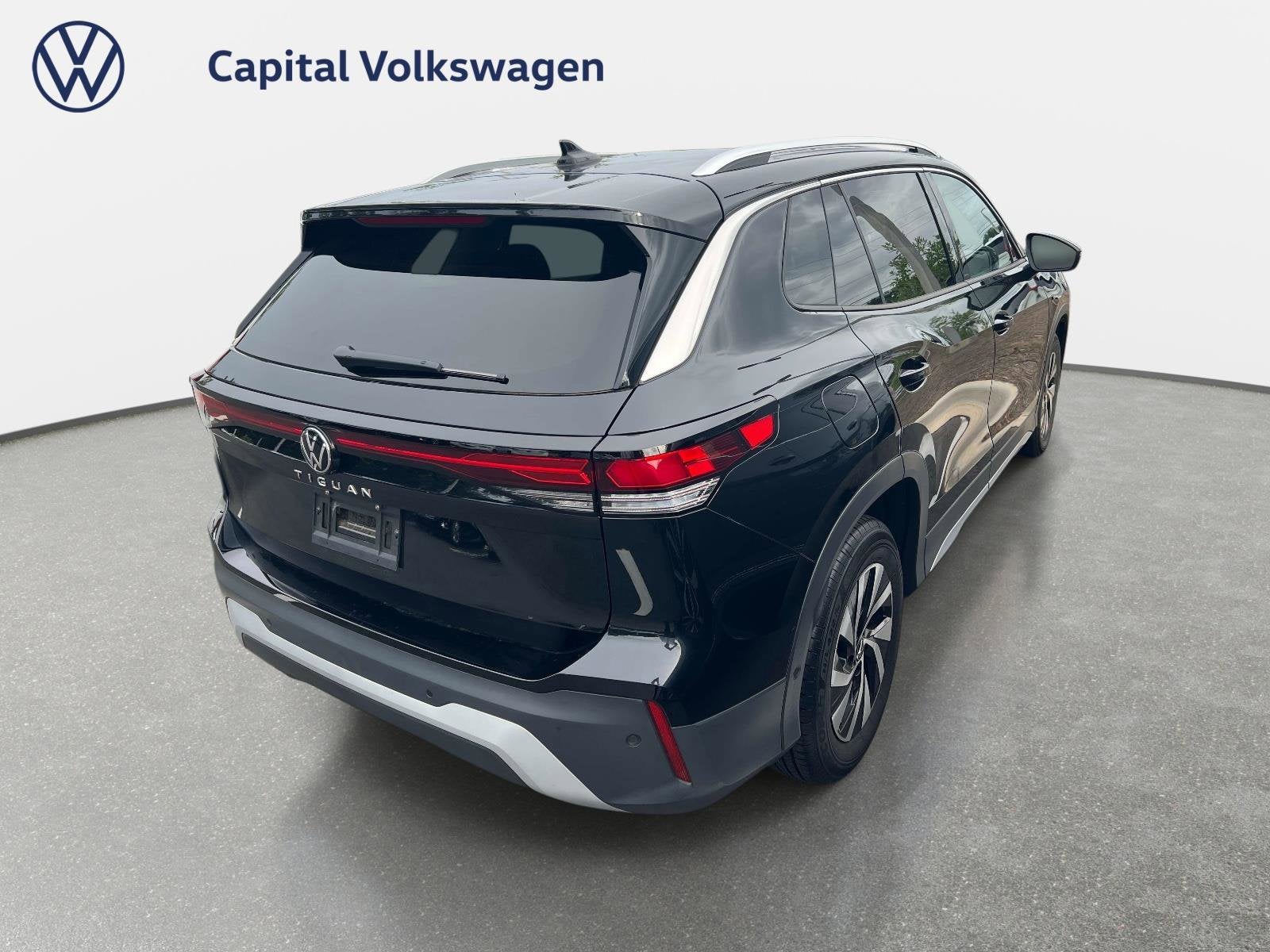 2025 Volkswagen Tiguan S