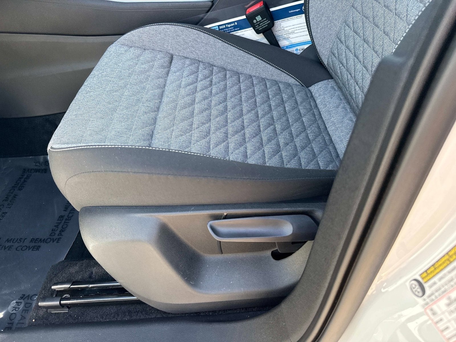 2025 Volkswagen Tiguan S
