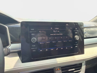 2026 Volkswagen Taos SE