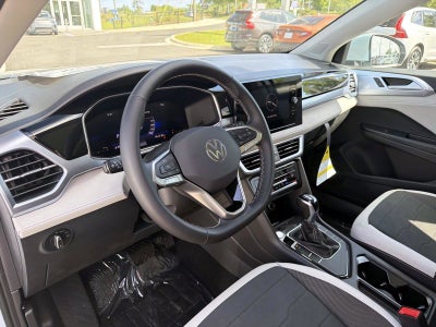 2026 Volkswagen Taos SE