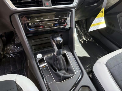 2026 Volkswagen Taos SE