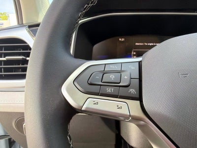 2026 Volkswagen Taos SE