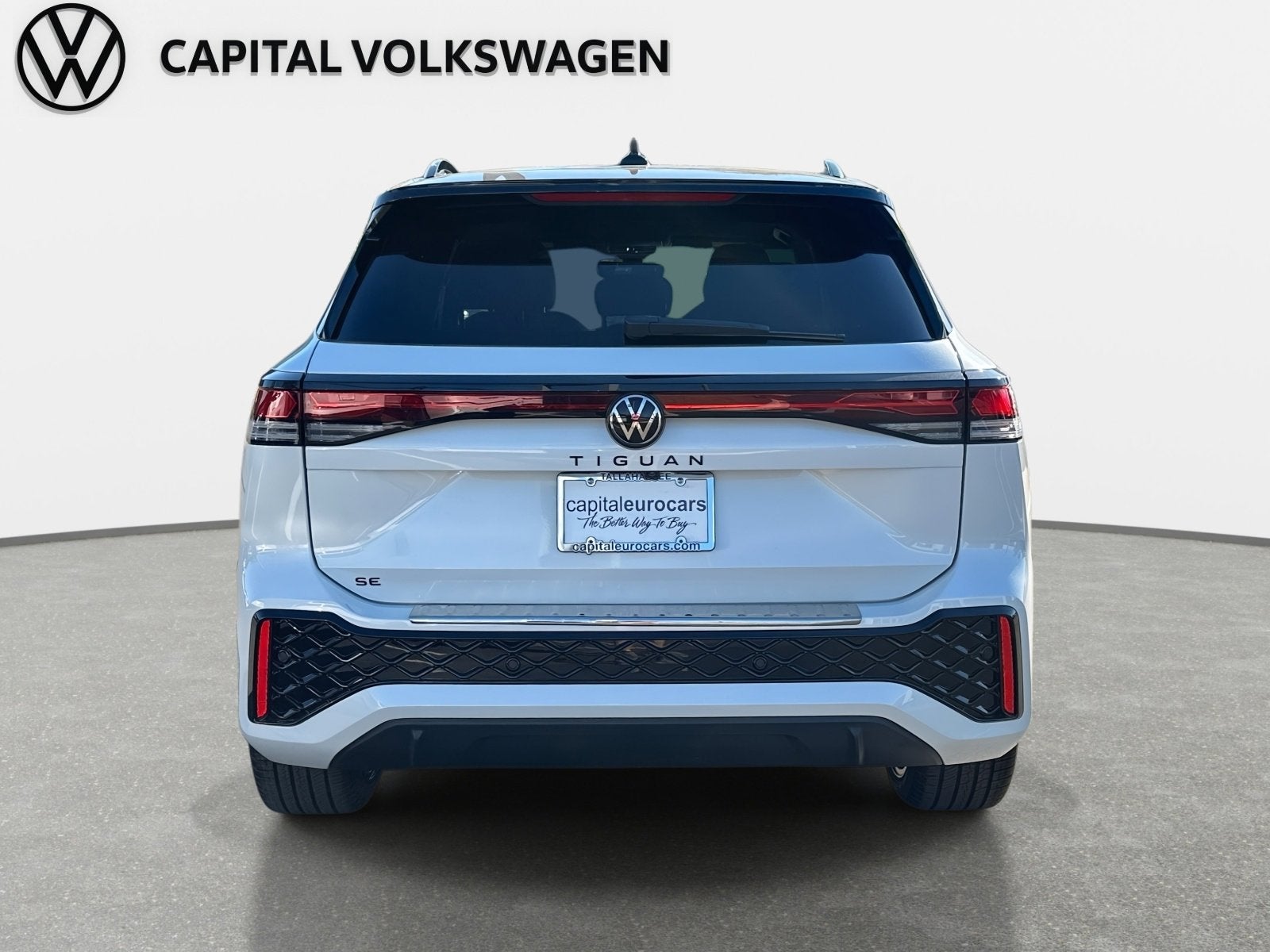 2026 Volkswagen Tiguan SE R-Line Black