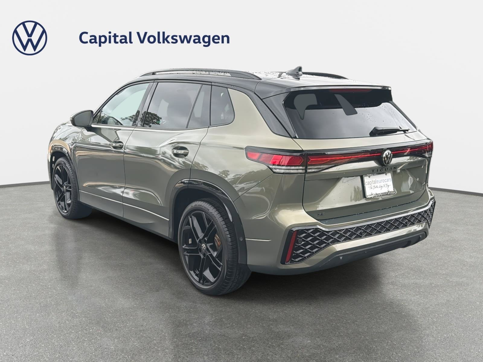 2026 Volkswagen Tiguan SE R-Line Black