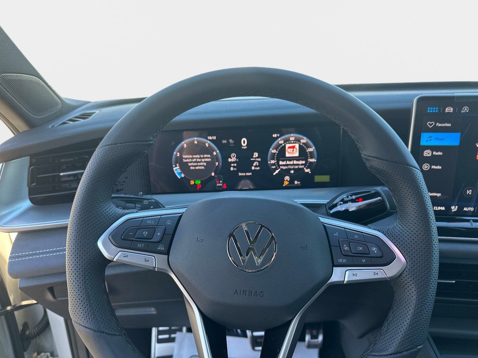 2026 Volkswagen Tiguan SE R-Line Black