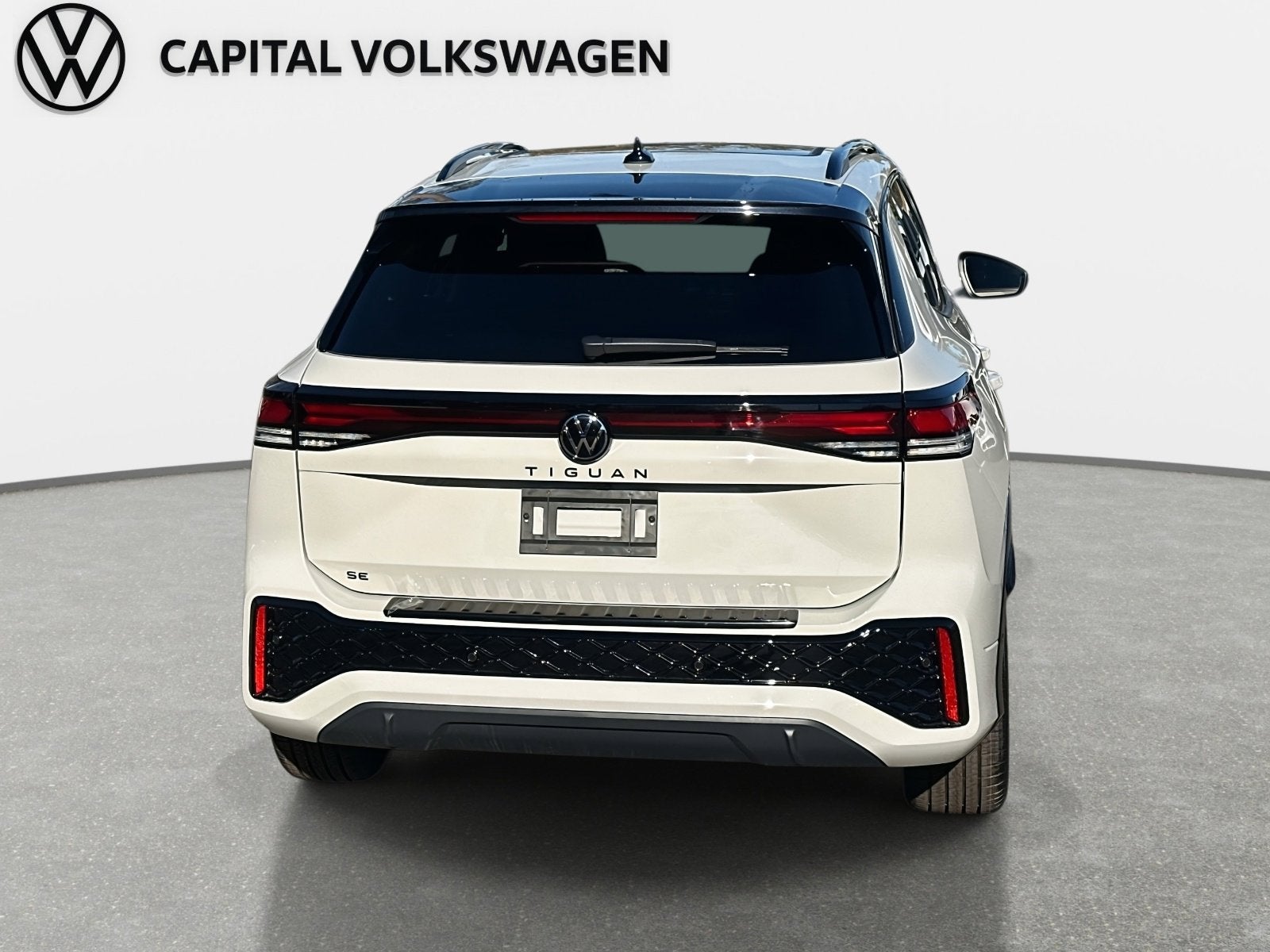 2026 Volkswagen Tiguan SE R-Line Black