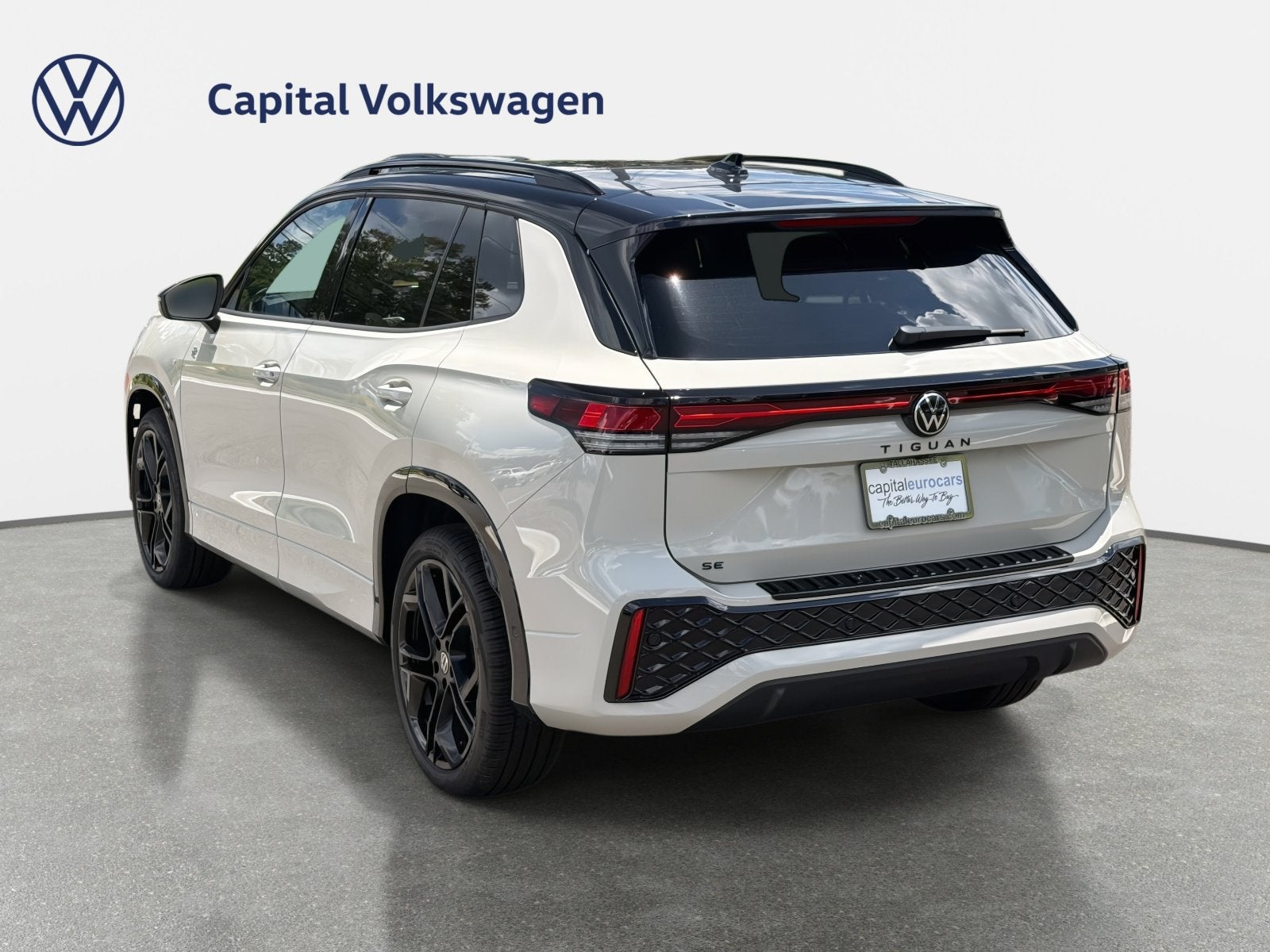 2026 Volkswagen Tiguan SE R-Line Black
