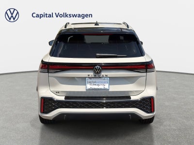 2026 Volkswagen Tiguan SE R-Line Black