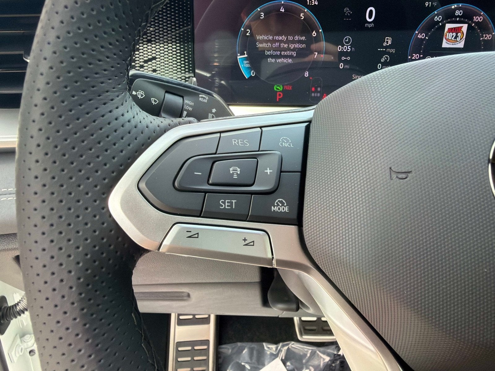 2026 Volkswagen Tiguan SE R-Line Black