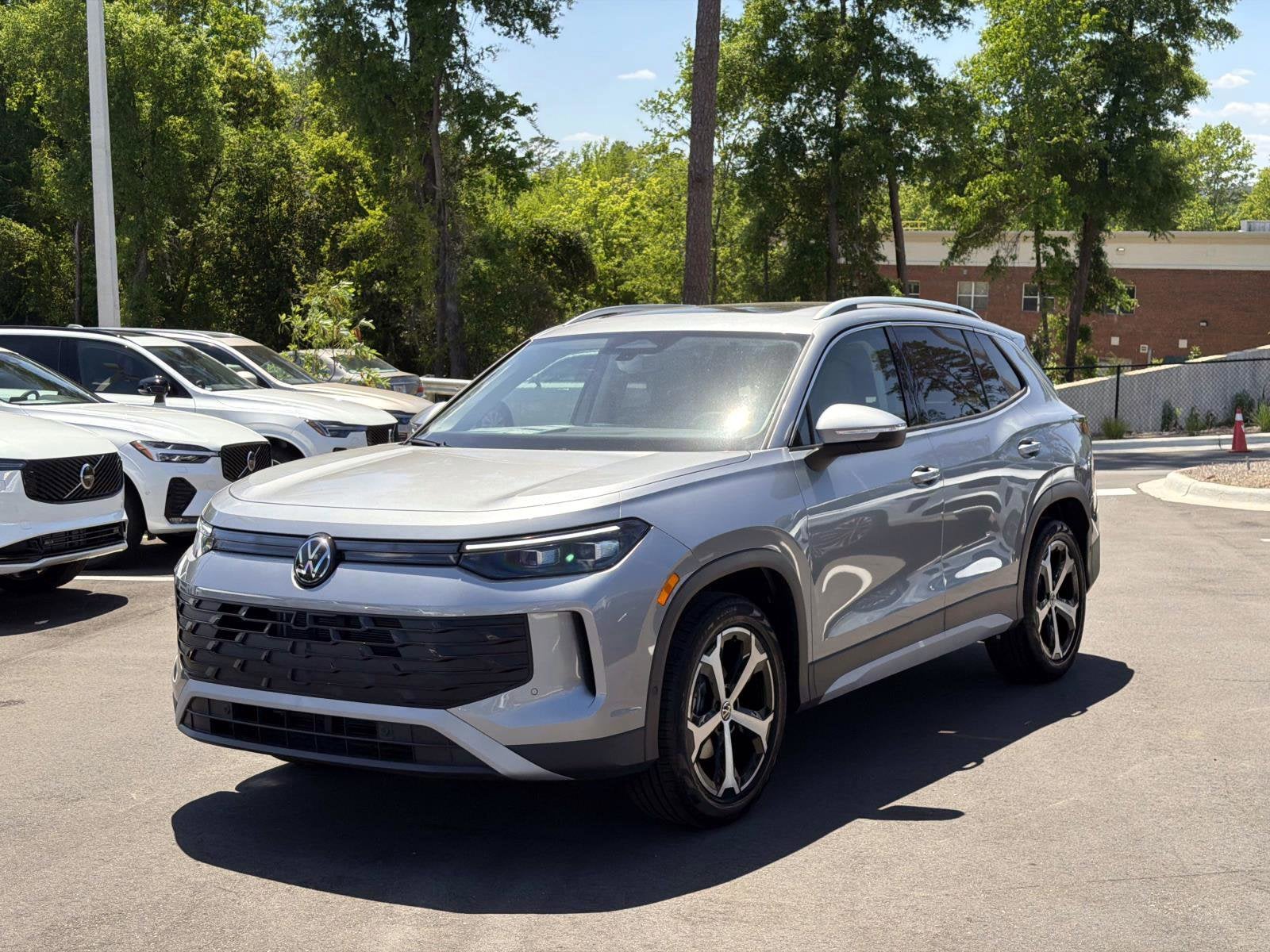 2026 Volkswagen Tiguan SE