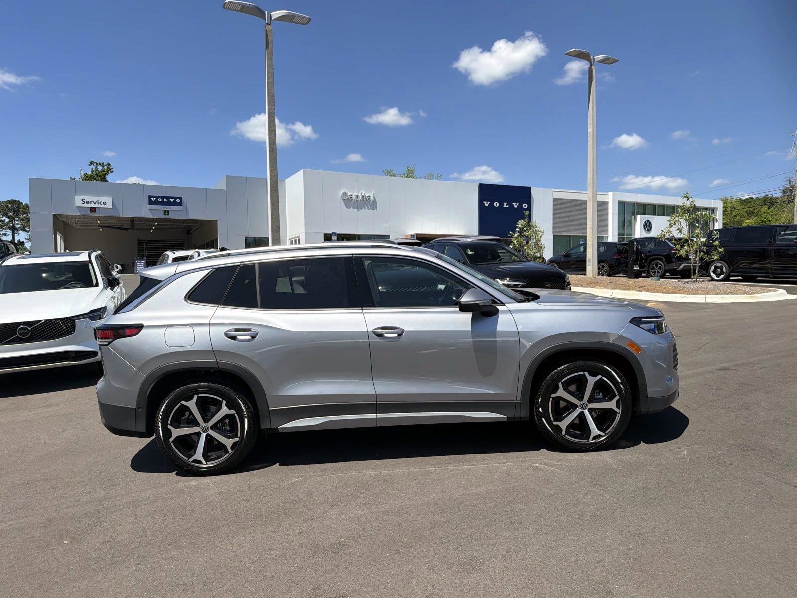 2026 Volkswagen Tiguan SE