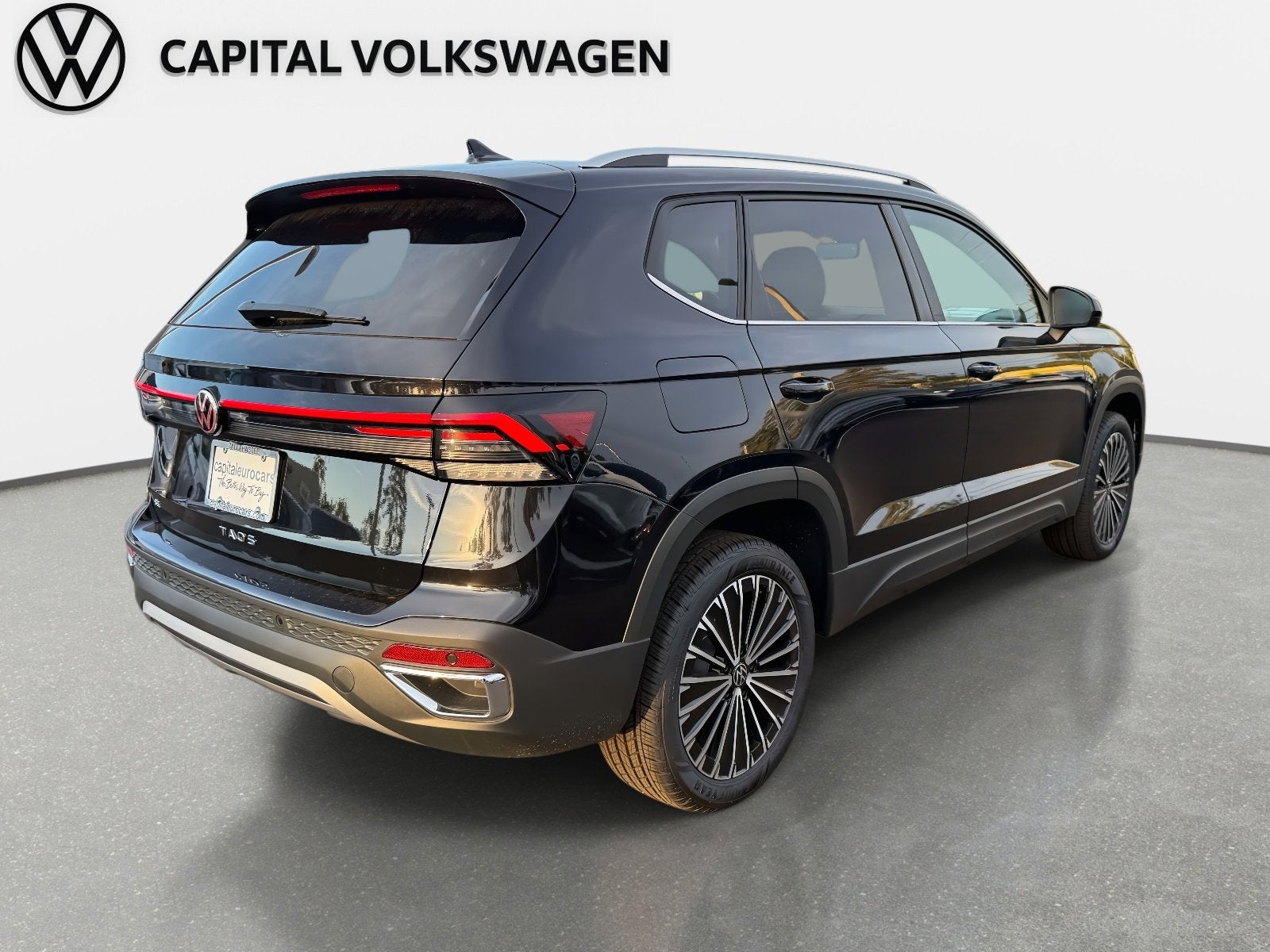 2025 Volkswagen Taos SE