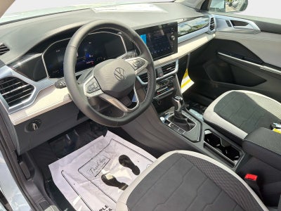 2026 Volkswagen Taos SE