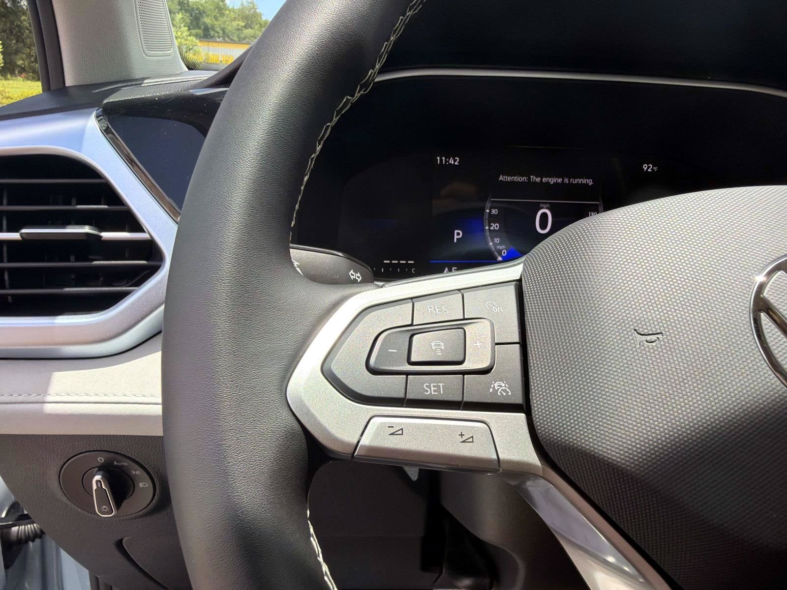 2026 Volkswagen Taos SE