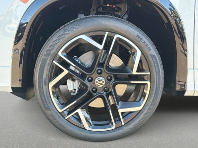 2026 Volkswagen Tiguan SEL R-Line Turbo
