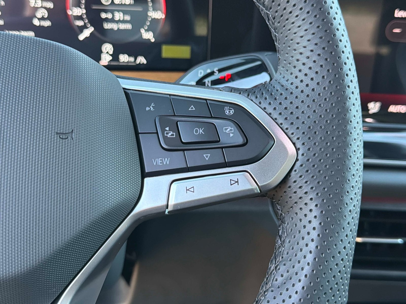 2026 Volkswagen Tiguan SEL R-Line Turbo